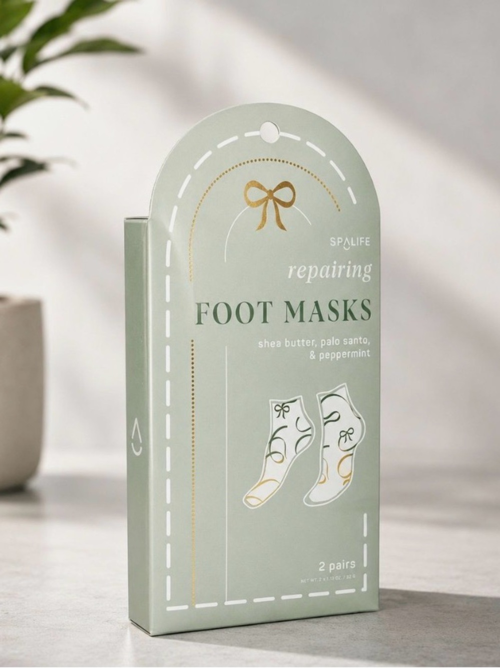 Repairing Foot Masks (2 Pairs) Shea Butter, Palo Santo, Peppermint